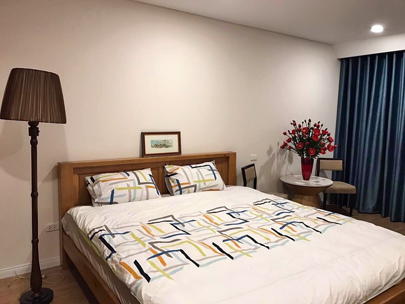 Cho thuê căn hộ 3 phòng ngủ tầng cao, view toàn cảnh Sông Hồng và Cầu Long Biên 18